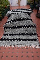 Zanafi Rug in Grey with unique Black accents